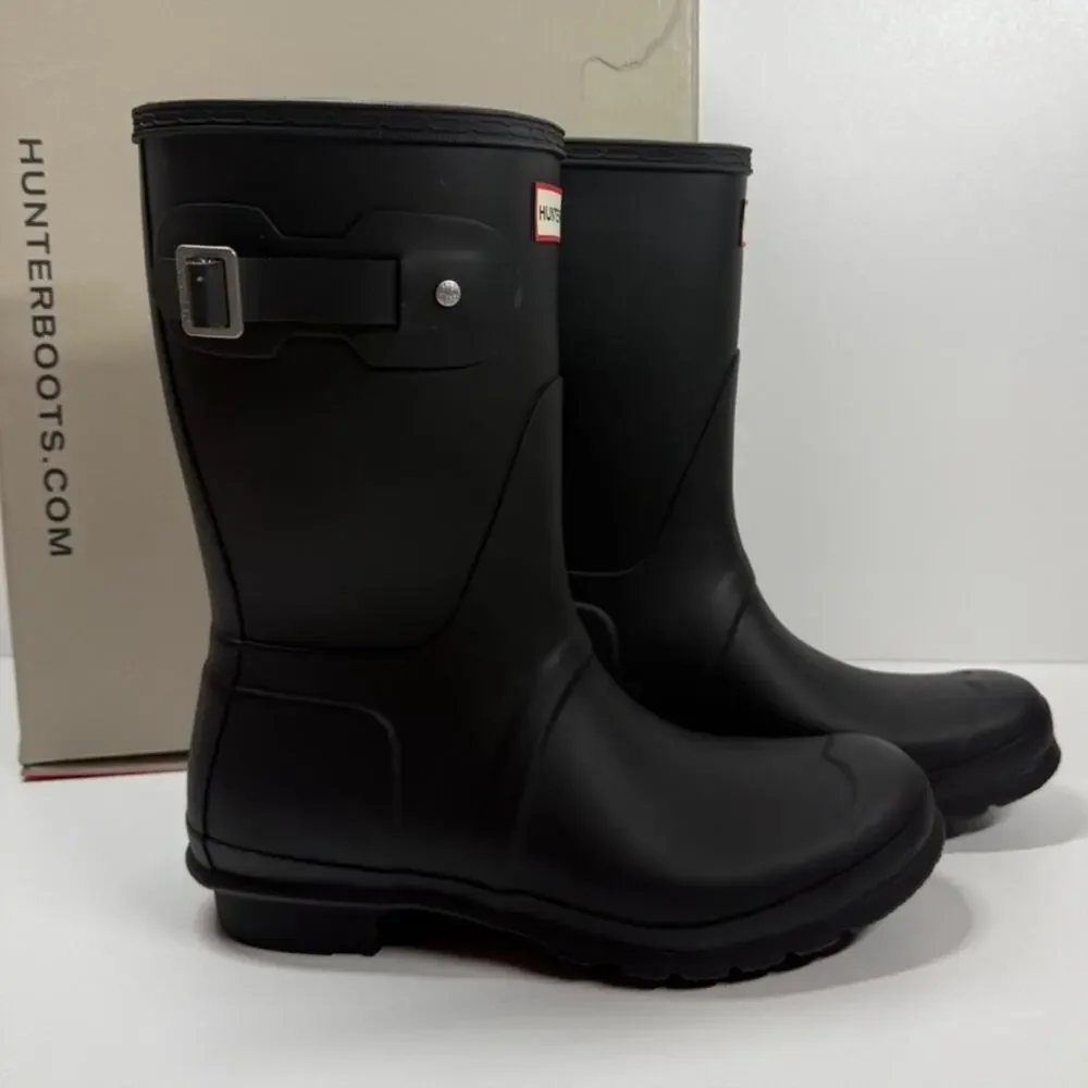 NIB • Hunter Women's Original Short Black Rain Boots Size: 10